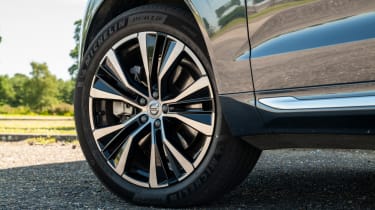 Volvo XC60 - front nearside wheel